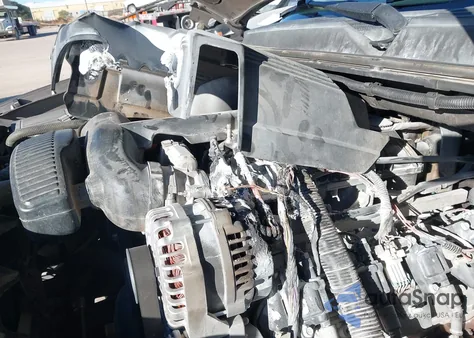 2013 Chevrolet Suburban 1500 Ls from USA, damaged, VIN 1GNSCHE03DR171096